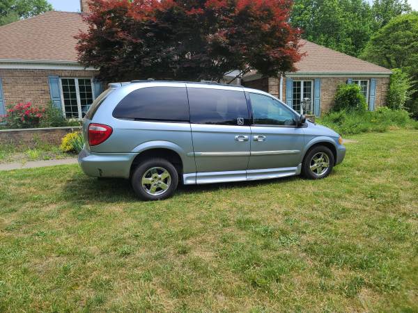 Very nice handicap van, MD state inspected - - by for sale in Burtonsville, District Of Columbia – photo 6