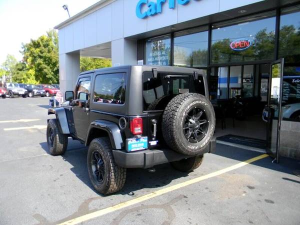 2014 Jeep Wrangler SAHARA 4WD AUTOMATIC WITH HARDTOP for sale in Plaistow, MA – photo 8