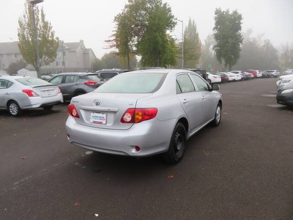 2009 Toyota Corolla 4dr Sdn Auto LE Sedan - cars & trucks - by... for sale in Eugene, OR – photo 3