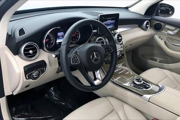 2018 Mercedes-Benz GLC GLC 300 -EASY APPROVAL! - cars & trucks - by... for sale in Honolulu, HI – photo 22