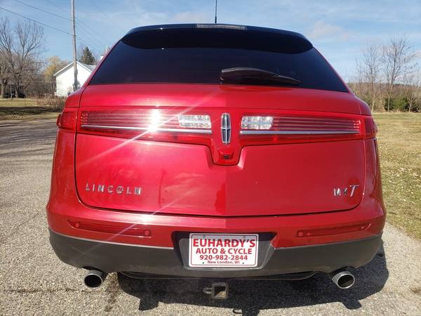 2010 Lincoln MKT Wagon - - by dealer - vehicle for sale in New London, WI – photo 4