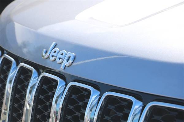 2020 Jeep Grand Cherokee Laredo - Lower Price - cars & trucks - by... for sale in Seaside, CA – photo 13