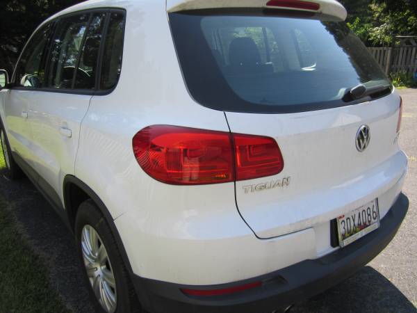 2012 VW Tiguan with manual transmission - cars & trucks - by owner -... for sale in Derwood, District Of Columbia – photo 13