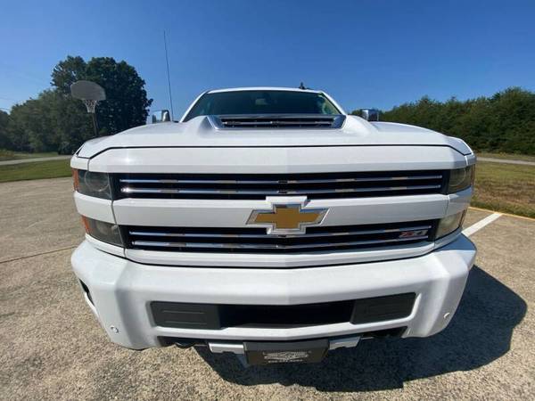 🚧2017 Chevrolet Silverado 3500HD 4X4 (LONGBED)🚧 - cars & trucks - by... for sale in Stokesdale, VA – photo 9