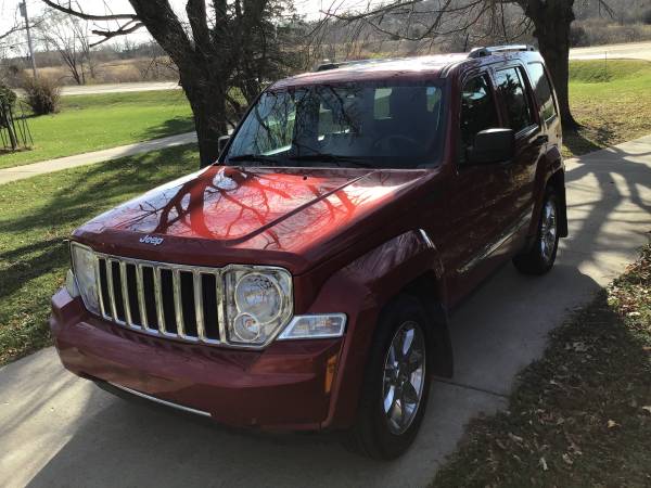 Red 2010 Jeep Liberty Limited 4X4 (114,000 Miles) - cars & trucks -... for sale in Dallas Center, IA – photo 21