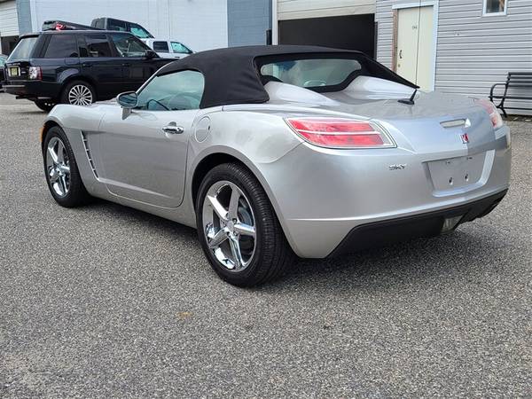 2007 SATURN SKY 2 DR CONVERTIBLE 4CYL 5 SPEED MANUAL - cars & trucks... for sale in Lakewood, NJ – photo 2