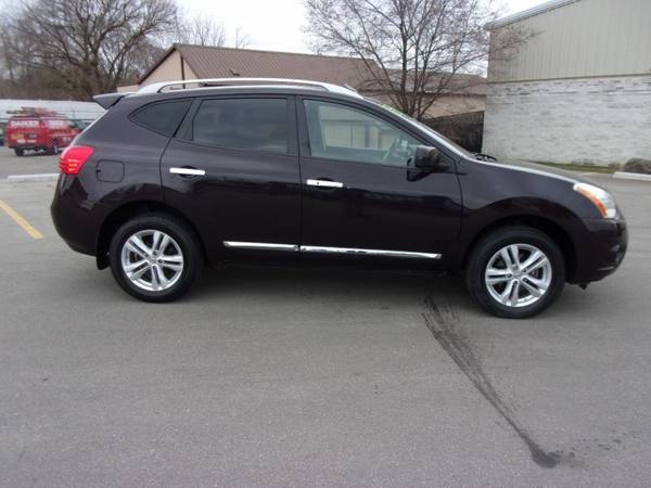 2013 Nissan Rogue SV AWD 4dr Crossover - - by dealer for sale in Waukesha, WI – photo 4