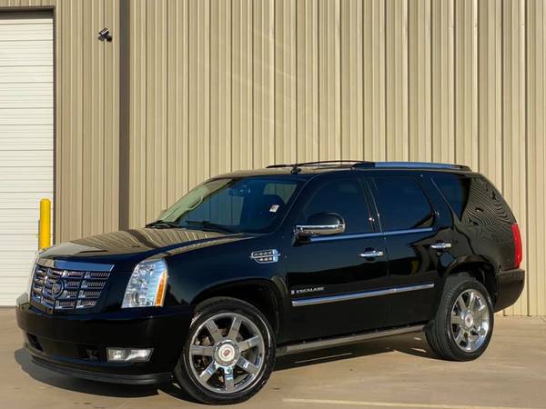 2009 Cadillac Escalade Premium AWD 6.2L Loaded with Every Option! -... for sale in Oklahoma City, OK – photo 5