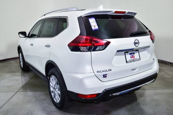 2019 Nissan Rogue SV suv Pearl White for sale in Las Vegas, NV – photo 3