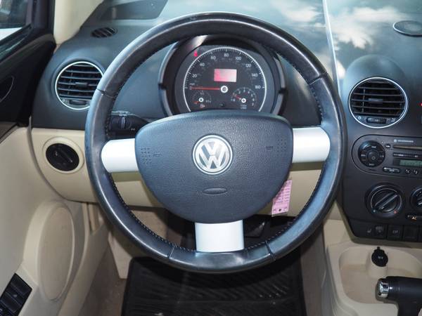 2009 Volkswagen New Beetle for sale in Indianapolis, IN – photo 17