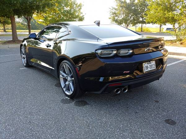 2019 CHEVROLET CAMARO RS ONLY 5,000 MILES! SUNROOF! 1 OWNER! MINT COND for sale in Norman, TX – photo 4