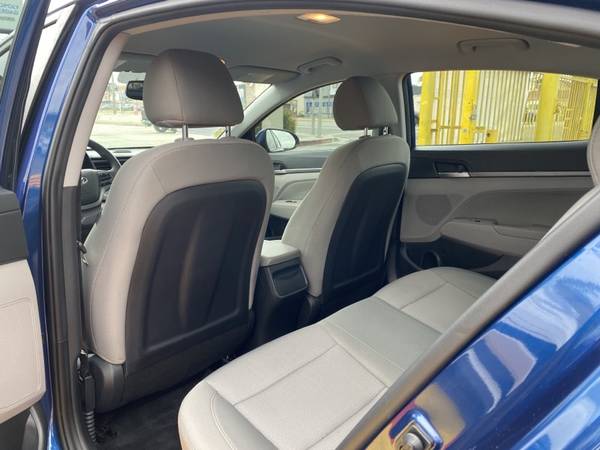 2018 Hyundai Elantra SEL sedan Lakeside Blue - - by for sale in INGLEWOOD, CA – photo 7