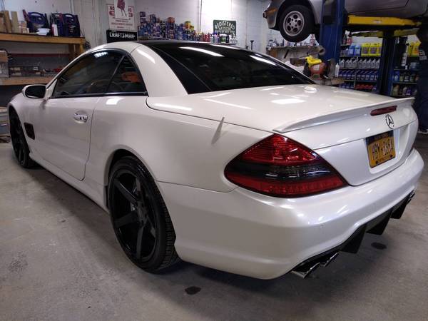GORGEOUS 2007 MERCEDES BENZ SL550 SL63 AMG MODS CONVERTIBLE 77K MILES for sale in Melville, NY – photo 18