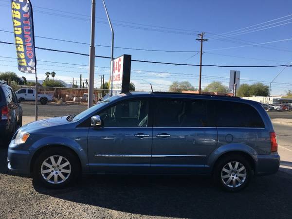 2011 Chrysler Town and Country Touring L 4dr Mini Van - cars &... for sale in Tucson, AZ – photo 4