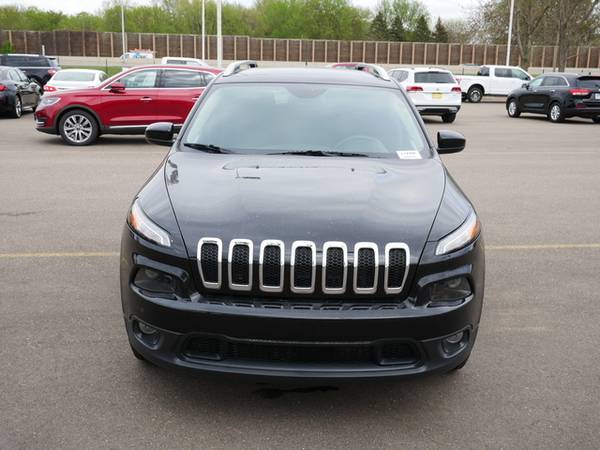 2018 Jeep Cherokee Latitude - - by dealer - vehicle for sale in Coon Rapids, MN – photo 12