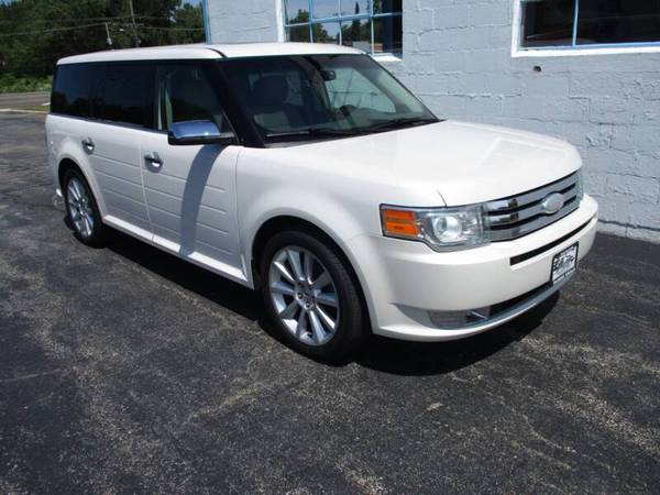 2012 Ford Flex Limited 4dr Crossover - Low Miles - We Finance - cars... for sale in Crystal Lake, IL – photo 6