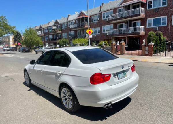 Mint condition 2011 bmw 328i xdrive price drop! - cars & for sale in Silver Spring, District Of Columbia – photo 4