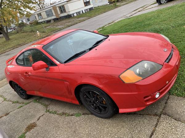 2004 Hyundai Tiburon GT - cars & trucks - by owner - vehicle... for sale in Fort Wayne, IN – photo 2
