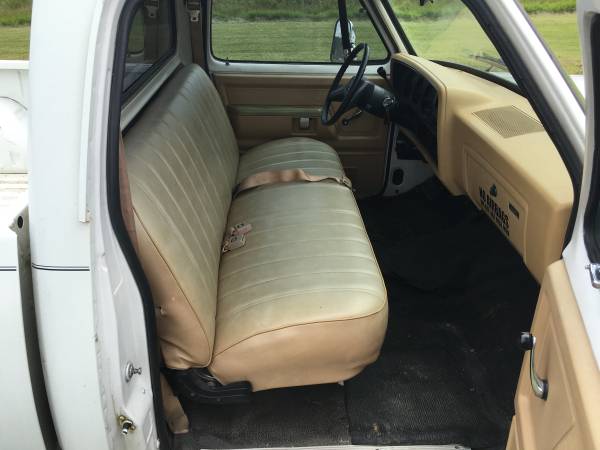 1987 Dodge D150 Std Cab Shortbox truck, Rustfree, low miles for sale in Clayton, MN – photo 11
