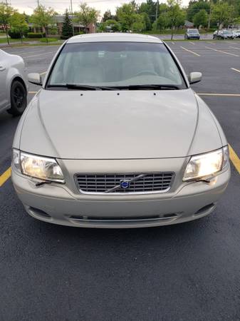 2004 Volvo S80 $4000 (OR BEST OFFER) - cars & trucks - by owner -... for sale in redford, MI – photo 5