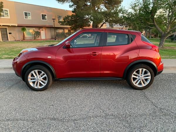 2011 NISSAN JUKE SV TURBO ALL WHEEL DRIVE 4X4/CLEAN TITLE - cars & for sale in El Paso, TX – photo 2