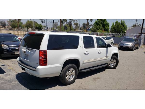 2011 Chevrolet Suburban 4WD 4dr 1500 LT - - by dealer for sale in SUN VALLEY, CA – photo 16