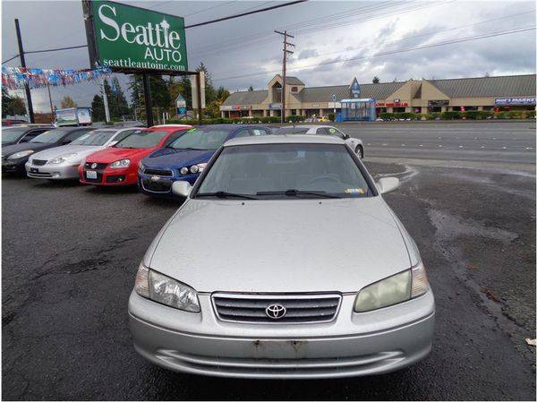 2001 Toyota Camry LE Sedan 4D FREE CARFAX ON EVERY VEHICLE! for sale in Lynnwood, WA – photo 3