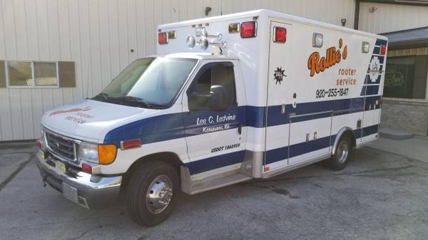 2005 Ford E450 Horton Ambulance body for sale in Kewaunee, WI – photo 2