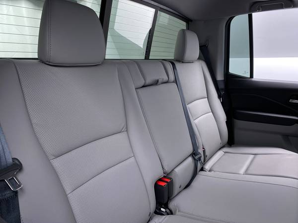 2019 Honda Ridgeline RTL Pickup 4D 5 ft pickup Gray - FINANCE ONLINE... for sale in Wayzata, MN – photo 20