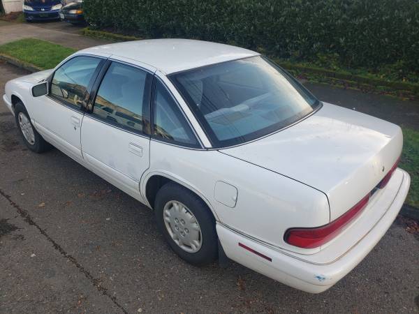1995 *BUICK* *REGAL* *CUSTOM* - *LOW MILES* *DEPENDABLE* *FLOATS* -... for sale in Portland, OR – photo 3