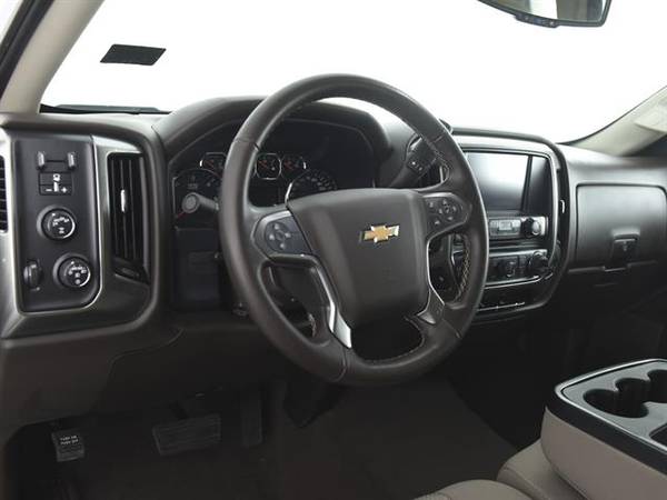 2018 Chevy Chevrolet Silverado 1500 Crew Cab LT Pickup 4D 5 3/4 ft for sale in Columbia, SC – photo 2