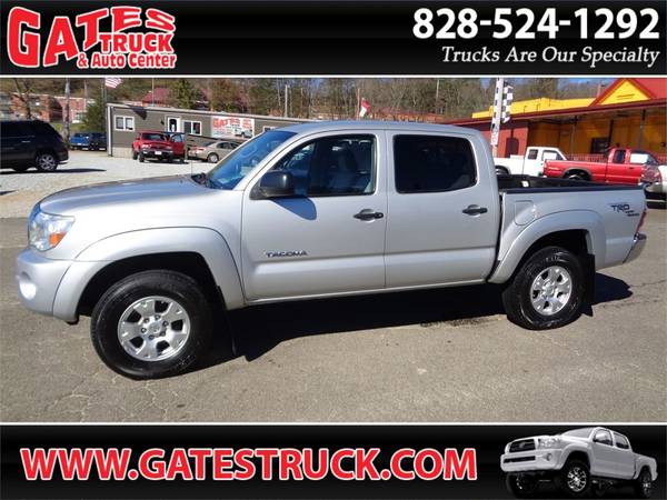 2010 Toyota Tacoma Double Cab 4WD V6 *Silver* - cars & trucks - by... for sale in Franklin, NC – photo 2