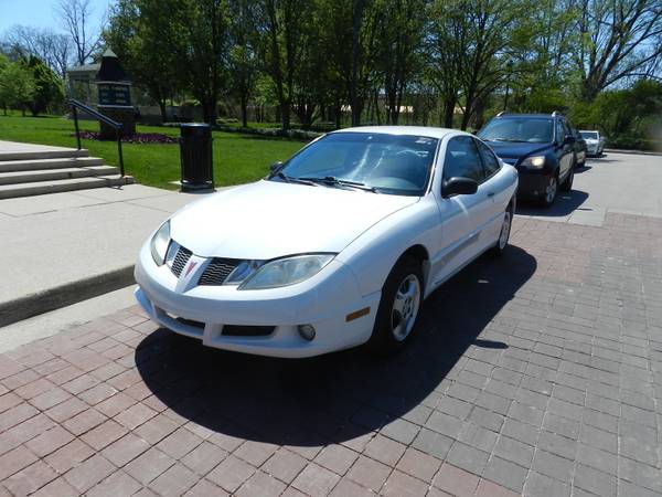 2005 Pontiac Sunfire Rust Free Southern Owned 107, 302 Miles for sale in Carmel, IN – photo 2