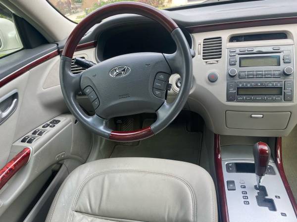 2007 Hyundai Azera Limited - cars & trucks - by owner - vehicle... for sale in Cape Coral, FL – photo 5