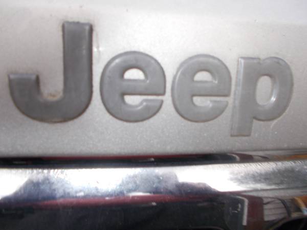 Jeep 2003 Grand Cherokee Larado - cars & trucks - by owner - vehicle... for sale in Putnam, CT – photo 15