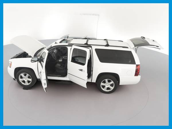 2014 Chevy Chevrolet Suburban 1500 LTZ Sport Utility 4D suv White for sale in Pittsburgh, PA – photo 16