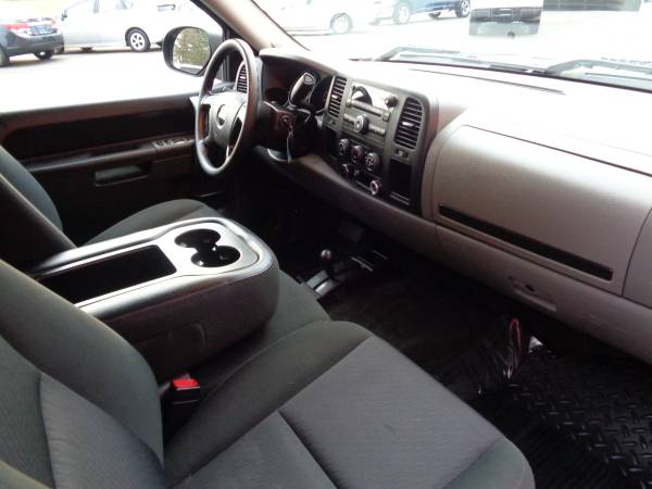 2011 GMC Sierra 1500 Crew Cab SL 4x4 *ONLY 79K MILES-NEWER... for sale in Fairborn, OH – photo 12