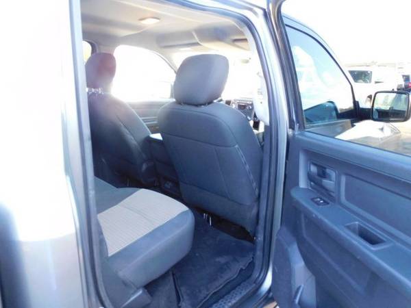 Dodge Ram Pickup 1500 ST 4dr Crew Cab V8 Used Pickup Truck Clean -... for sale in tri-cities, TN, TN – photo 10