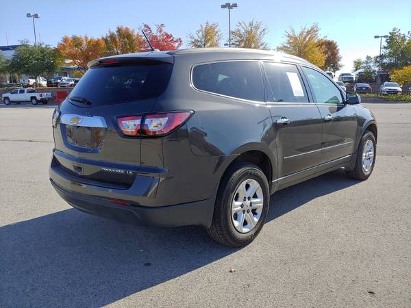 2015 CHEVROLET TRAVERSE 3RD ROW! TOUCHSCREEN! 1 OWNER! CLEAN CARFAX!... for sale in Norman, TX – photo 3