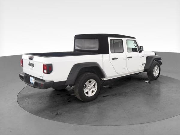 2020 Jeep Gladiator Sport Pickup 4D 5 ft pickup White - FINANCE... for sale in Lewisville, TX – photo 11
