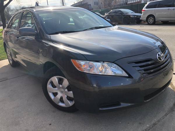 2009 toyota Camry LE - cars & trucks - by owner - vehicle automotive... for sale in Chicago, IL – photo 6