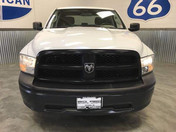 2012 RAM 1500 ST CREW CAB! CLEAN CARFAX! V8 FLEX FUEL! ONLY 76.5K MI!! for sale in Norman, TX – photo 2