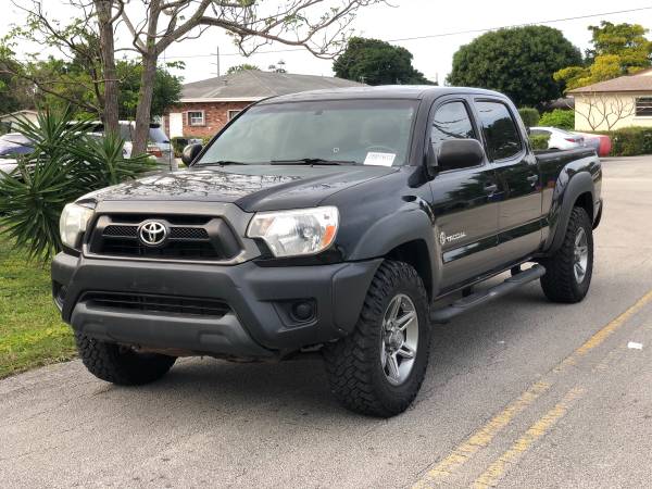 2013 Toyota Tacoma 4x4 - cars & trucks - by dealer - vehicle... for sale in Hollywood, FL – photo 2