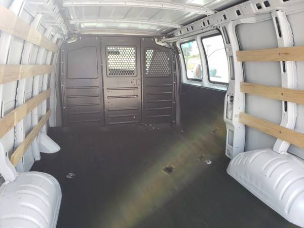 2018 Chevrolet Express 2500 Cargo for sale in Myrtle Beach, SC – photo 9