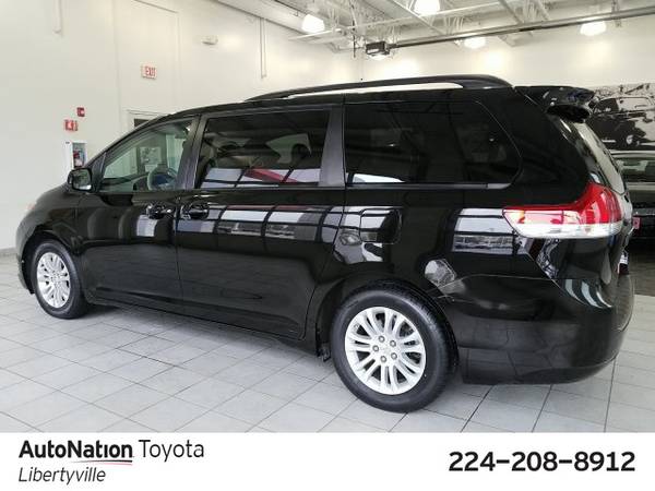 2011 Toyota Sienna XLE SKU:BS006488 Regular for sale in Libertyville, IL – photo 9