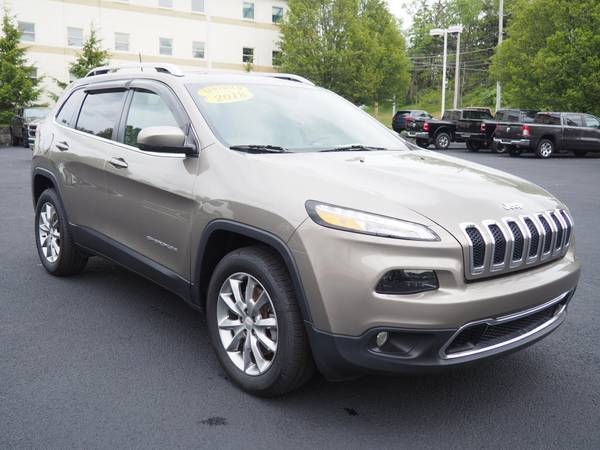 2018 Jeep Cherokee Limited - - by dealer - vehicle for sale in Gibsonia, PA – photo 6