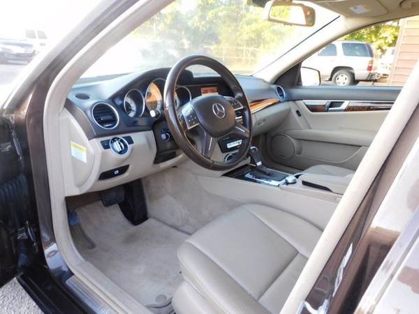 Mercedes Benz C 300 Sport 4dr Sedan 4MATIC Clean Car Loaded Sunroof... for sale in Greenville, SC – photo 23
