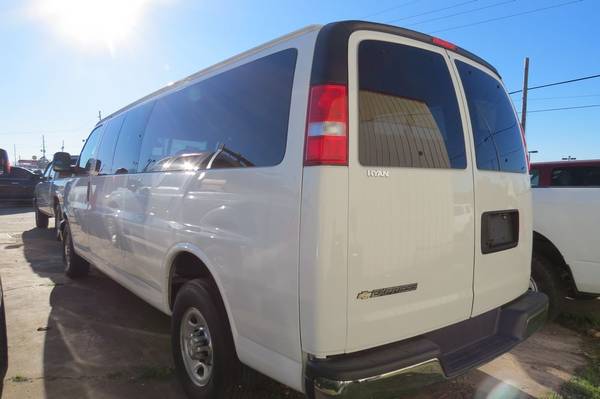 2018 Chevrolet Express 15-Passenger Van - - by dealer for sale in Monroe, LA – photo 4