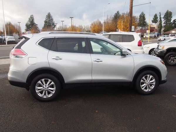 2016 Nissan Rogue SV - cars & trucks - by dealer - vehicle... for sale in Beaverton, OR – photo 2