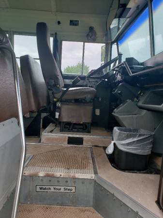 2001 Freight Liner Blue Bird 38 passenger handicap School bus - cars for sale in Martinsburg, WV – photo 5